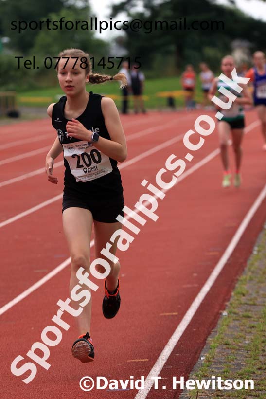 The 1500 metres, Wednesday, july 24th, 2024 NEGP 5, Monkton Stadium.  Photo: David T. Hewitson/Sports for All Pics